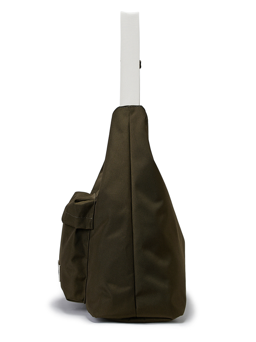 emmiトライアングルショルダーバッグ