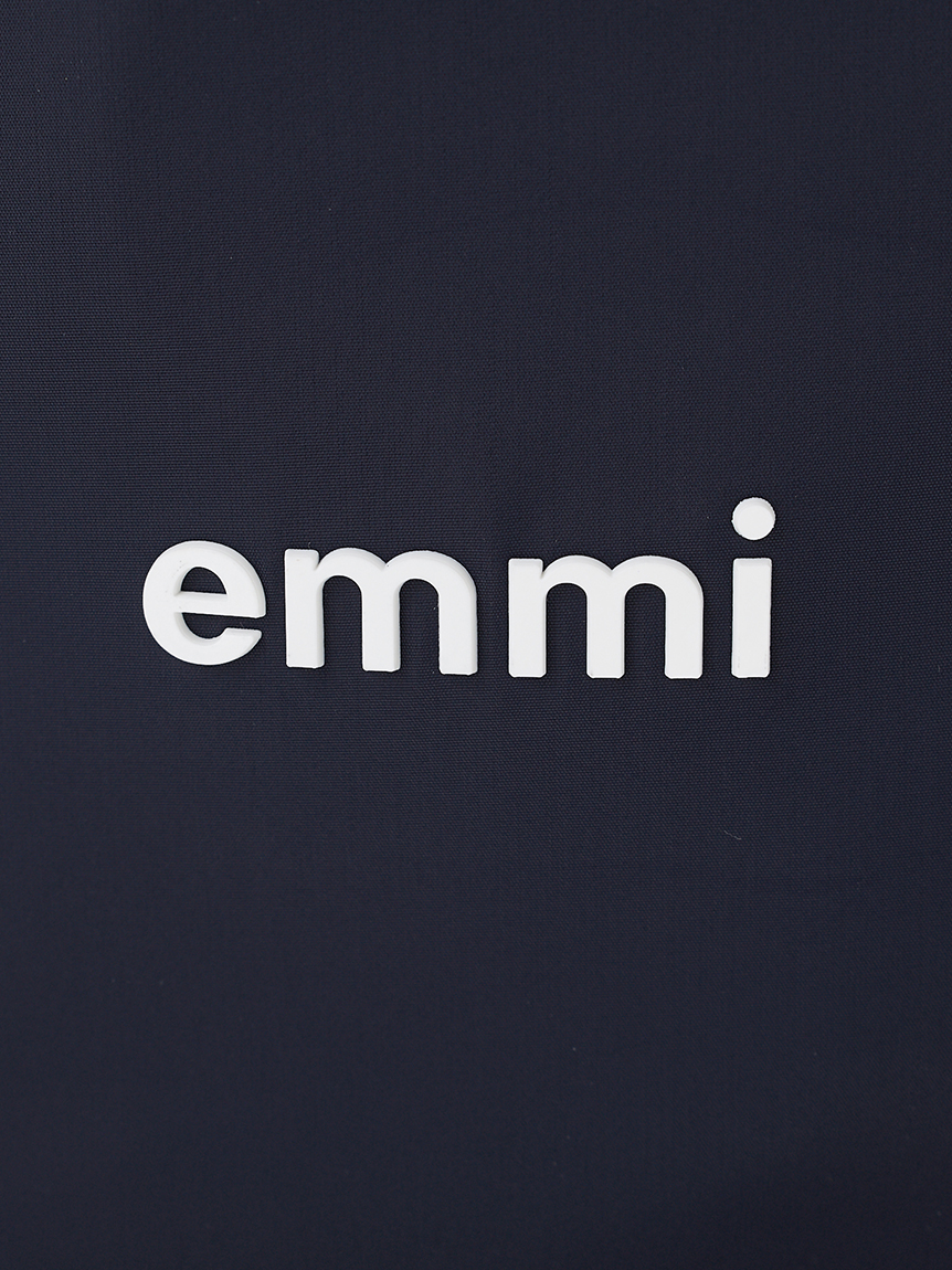 emmiロゴマルチバックパック